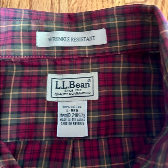 L.L. Bean Plaid Red/Green Button Down Shirt - Size Large - Wrinkle Resistant - Picture 3 of 8